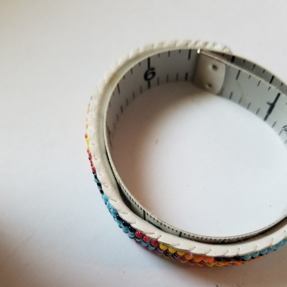 Beaded cuff bracelets - Picture 4 of 7